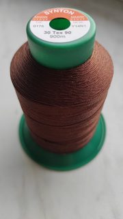 Synton 30 šicí nitě 900m, pevné – Akční set 5+1 zdarma