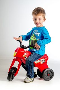 Odrážedlo FUNNY WHEELS Rider Sport modré 2v1, výška sedla 28/30cm nosnost 25kg 18m+ v sáčku