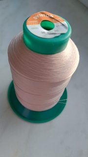 Synton 30 šicí nitě 900m, pevné – Akční set 5+1 zdarma