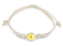 Náramek shamballa s korálky a květem