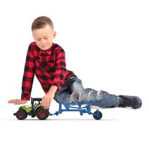 Traktor se zvukem a světlem s vlečkou
