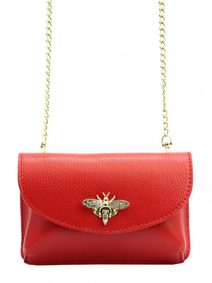 Kožená malá dámská crossbody kabelka na řetízku červená