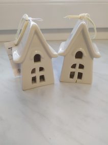 Domeček k zavěšení X6275 - 5,5 × 4,7 × 8,5 cm