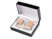 Dřevěné manžetové knoflíky a kravatová spona v dárkové krabičce