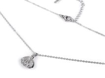 Náhrdelník z nerezové oceli mušle s perlou