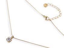 Náhrdelník z nerezové oceli s broušeným kamínkem