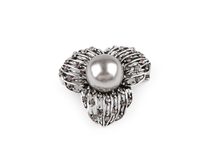 Brož s broušenými kamínky a perlou