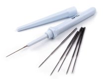 Jehla na plstění s náhradními jehlami