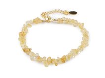 Náramek ze zlomků minerálů