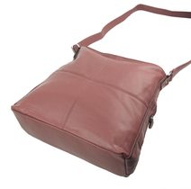 Černá elegantní dámská crossbody kabelka 4151-MM