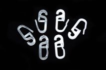 Záclonový háček 16 plastový 100 ks