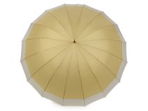 Velký rodinný deštník s dřevěnou rukojetí