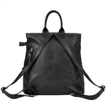 Kožený hnědo-černý dámský batoh Florence