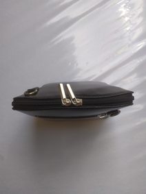Kožená malá dámská crossbody kabelka černá KK-1702