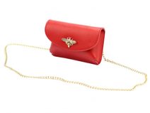 Kožená malá dámská crossbody kabelka na řetízku černá