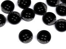 Knoflík oblekový velikost 24", 28", 32", 36", 40" balení 20 ks