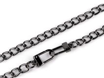 Řetízek na kabelky s karabinou délka 125 cm, šíře 8 mm