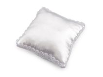 Polštářek na svatební prstýnky 16x16 cm