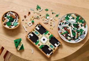 LEGO ICONS Zahrada s fontánou 10359: Oáza klidu pro dospělé stavitele