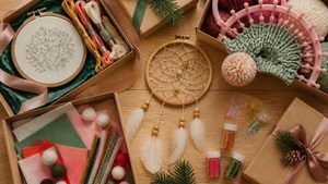 DIY sady jako vánoční dárek: jak vybrat kreativní sadu podle věku