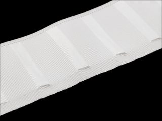 Řasící stuha na závěsy šíře 75 mm s poutky na kovové háčky METRÁŽ