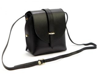 Kožená moderní malá dámská crossbody kabelka černá