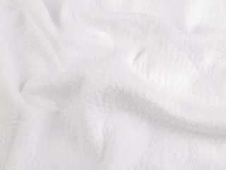 Bavlněný vatelín / rouno 135 g/m² šíře 244 cm Freudenberg metráž