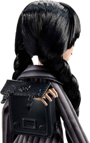 Monster High panenka Wednesday Addams se stojánkem (Mattel)
