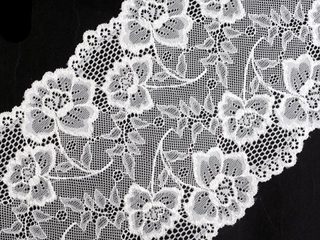 Elastická krajka / vsadka / běhoun šíře 18,5 cm METRÁŽ