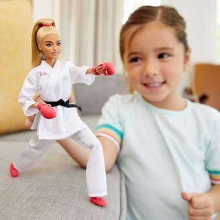 MATTEL BRB Panenka Barbie Olympionička Tokio 2020 set s doplňky 3 druhy
