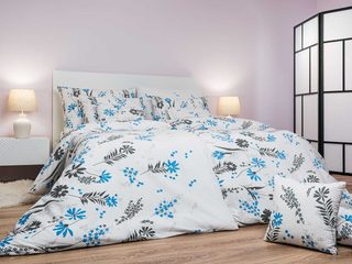 Krepové povlečení Agáta denim na bílém podkladu 140x200, 70x90 cm