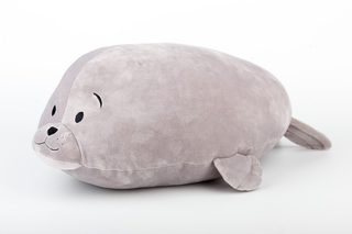 Polštářek Tuleň šedý 35 cm