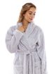 Světle šedý chlupatý župan 21 20 9151