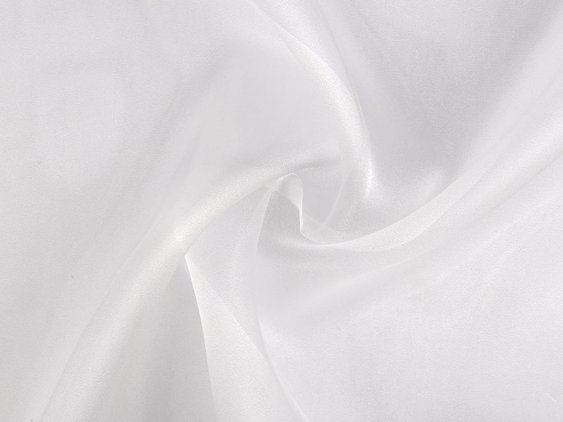 Organza s leskem