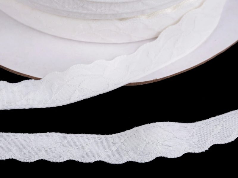 Prádlová jemná pruženka šíře 11 mm METRÁŽ