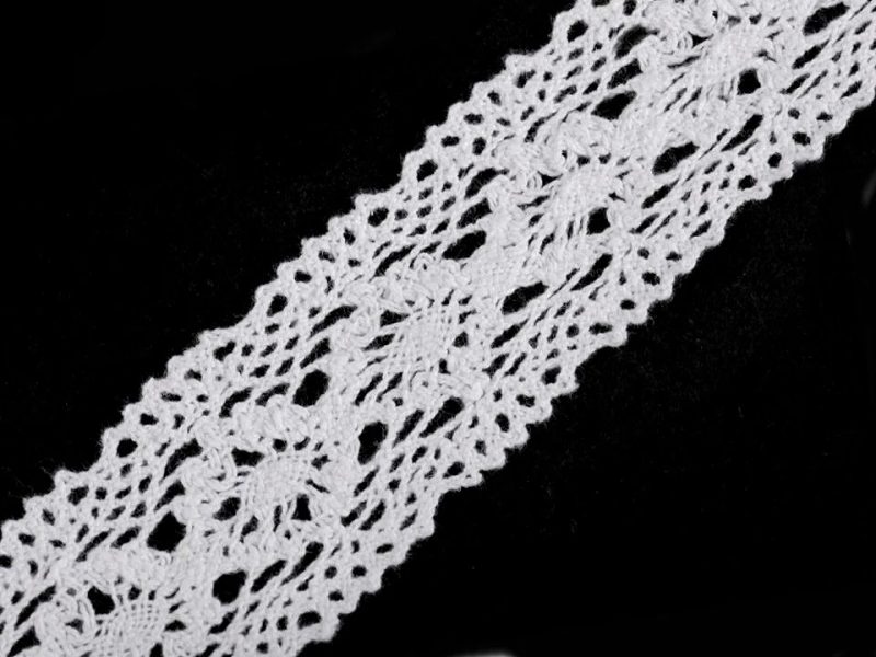 Bavlněná krajka / vsadka paličkovaná šíře 40 mm METRÁŽ