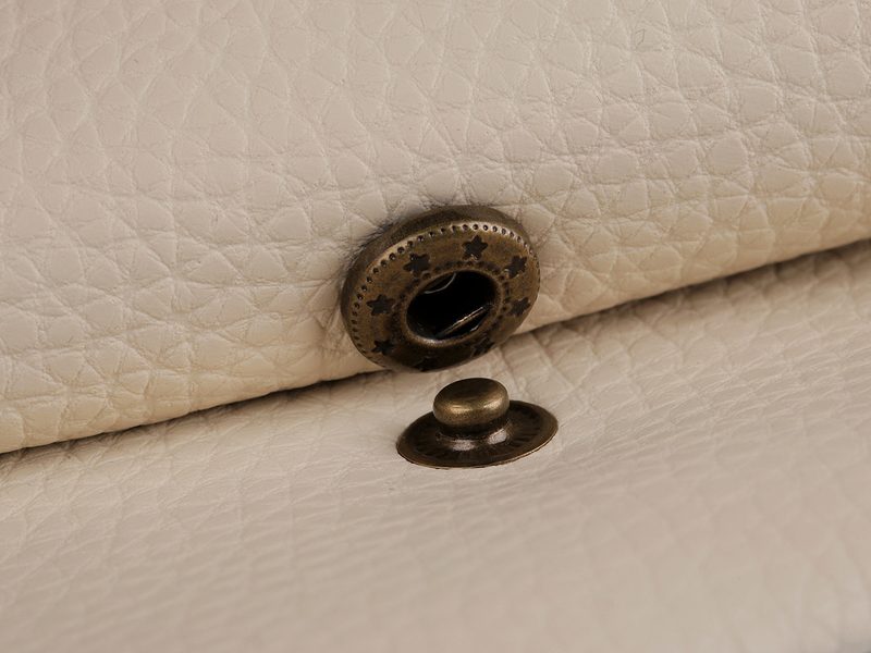 Knoflík stiskací Ø15 mm na středně silné látky, s ručním kovovým aplikátorem