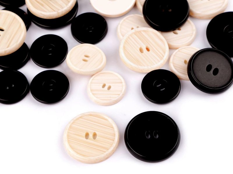 Knoflík velikost 32", 40", 44" podlouhlé dírky 50 ks