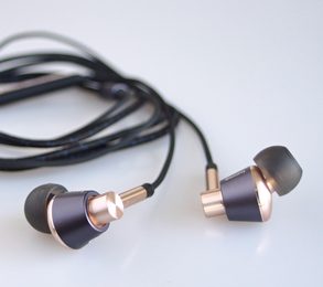 Testujeme hybridní špunty 1More Triple Driver In-Ear