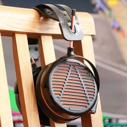 Referenční HighEnd Audeze LCD-5s