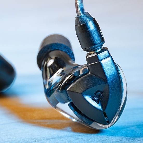 Campfire Audio Clara