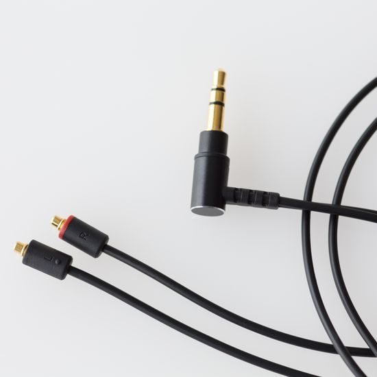 Final Audio E4000 (rozbaleno)