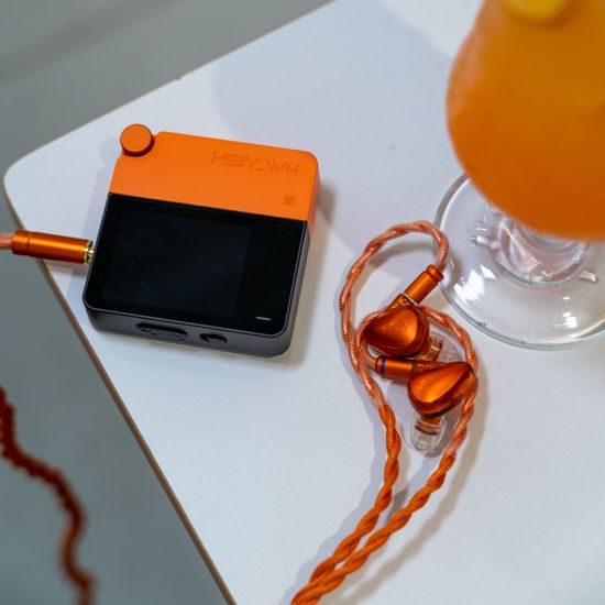 HiBy W4 - oranžová