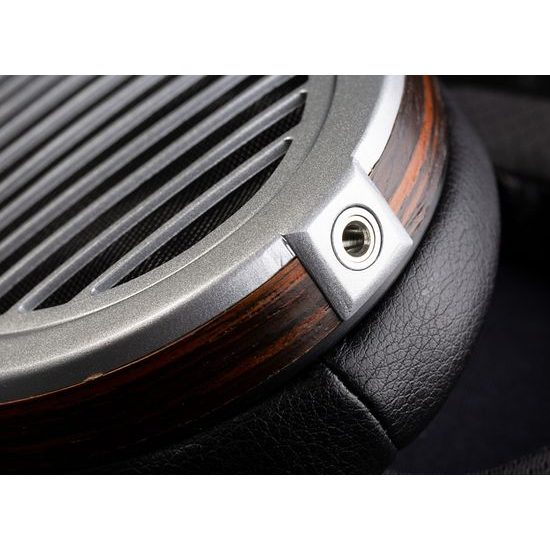 HiFiMAN HE1000se