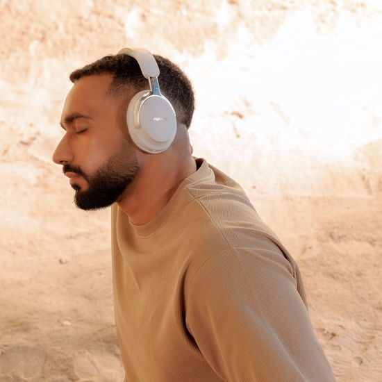 BOSE QuietComfort Ultra Headphones (2nd Gen) - bílá