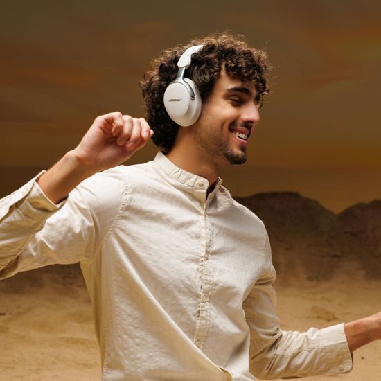 BOSE QuietComfort Ultra Headphones (2nd Gen) - bílá