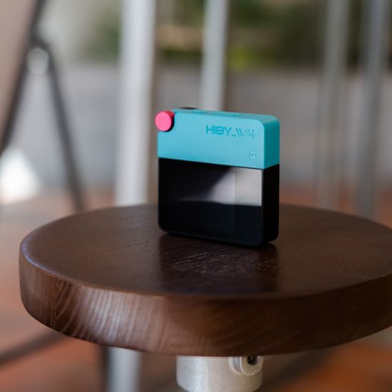 HiBy W4 - tyrkysová