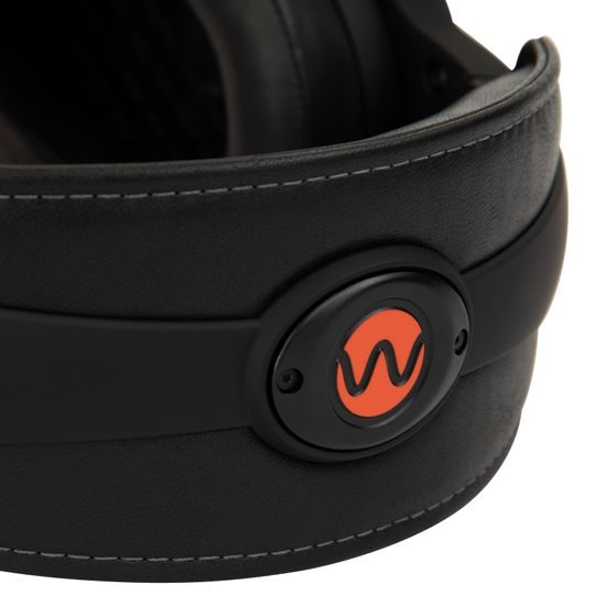 Warwick Acoustics Bravura - černá