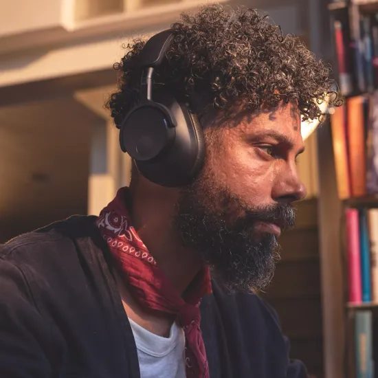 Cambridge Audio Melomania P100 SE - černá