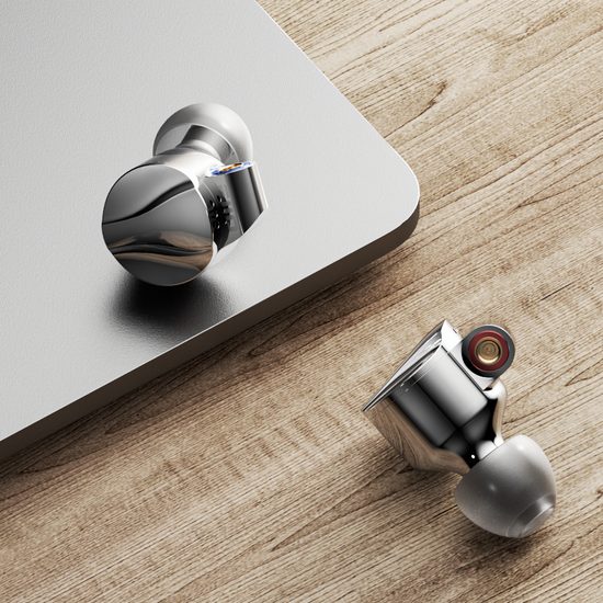 FiiO FD15 stříbrná